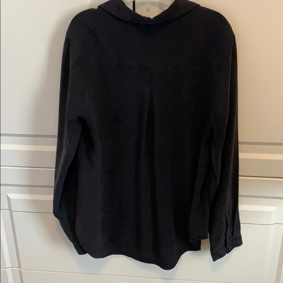 Bella Dahl shirt Tail button down - Picture 4 of 5